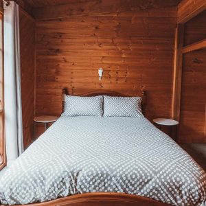 15-bedroom-bed